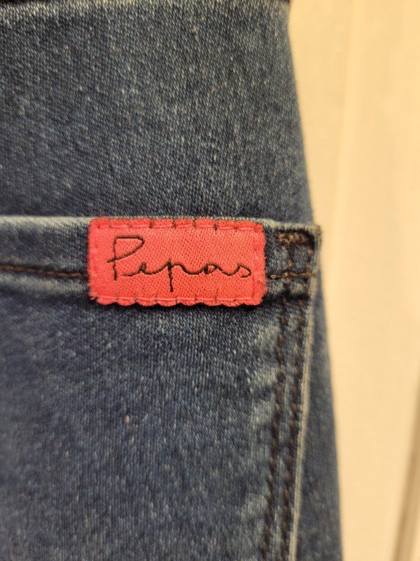 Producto - Jean LAS PEPAS azul chupin Talle 24 - PRECIO: 32X - 2