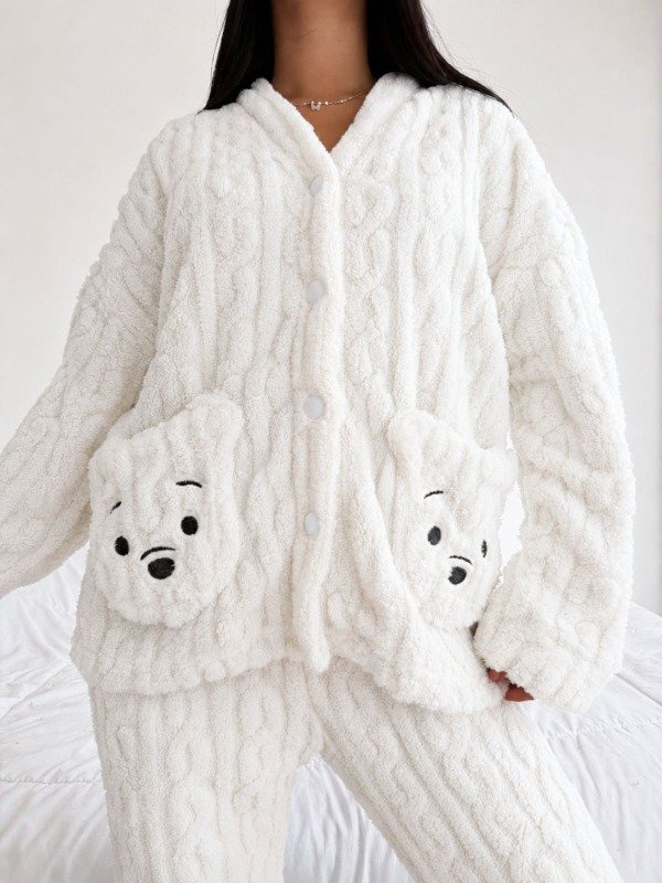 Producto - PIJAMA WINNIEH BOTONES - PREMIUM - 3