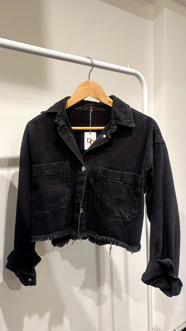 Producto - Campera Crop de Jean black