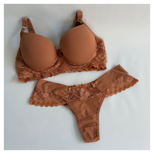 Producto - Conjunto beige Brasil