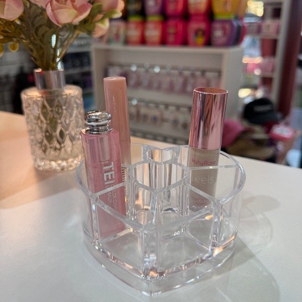 Producto - Organizador de Acrílico Corazón (no incluye productos)