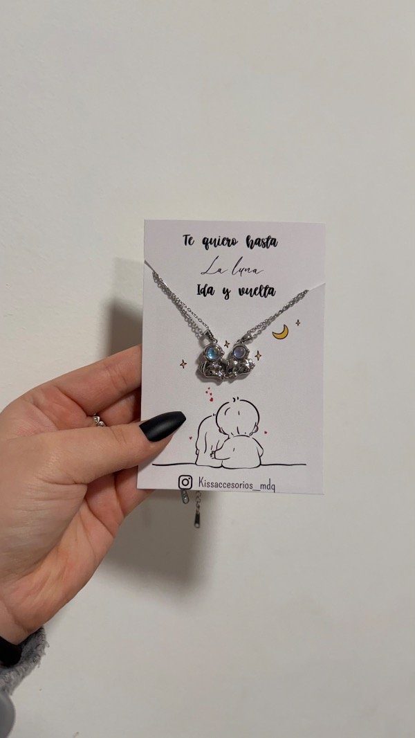 Producto - Collares astronautas con imán