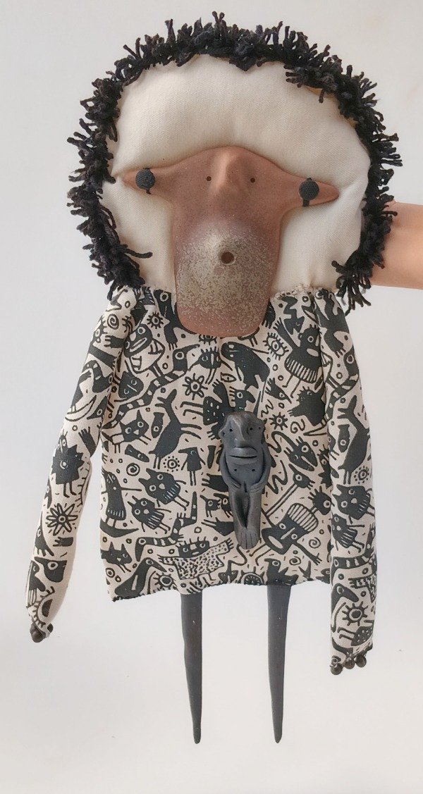 Producto - Habitada, de la serie Chamanas