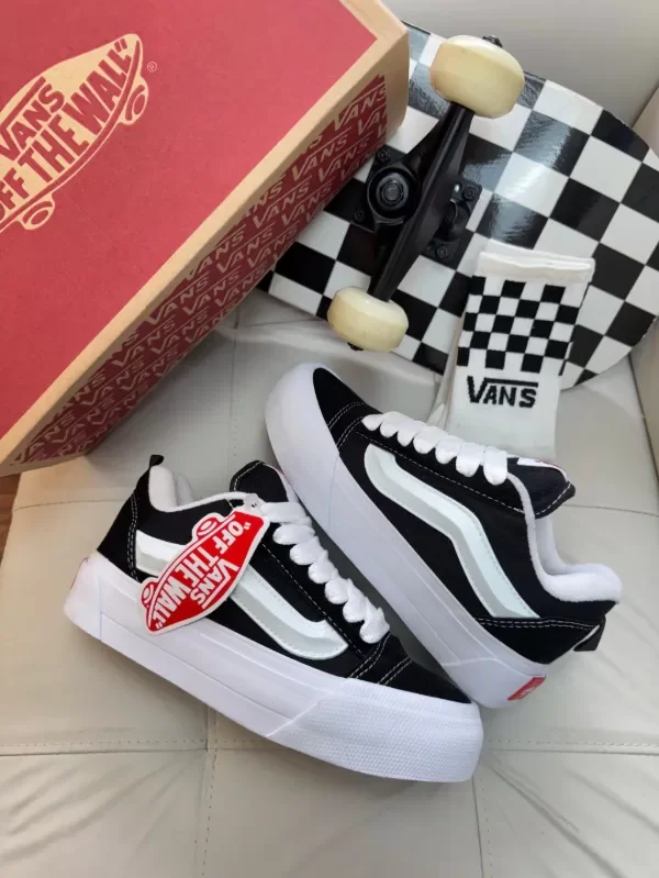 Producto - Vans Old KNU Plataforma - Clásica