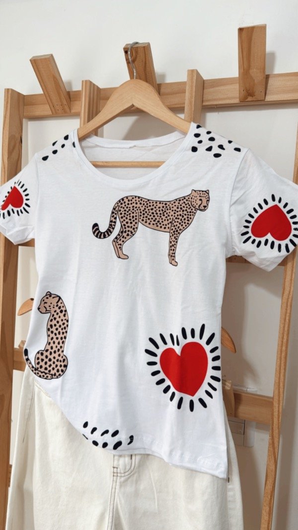 Producto - Remera Tigre corazón blanca