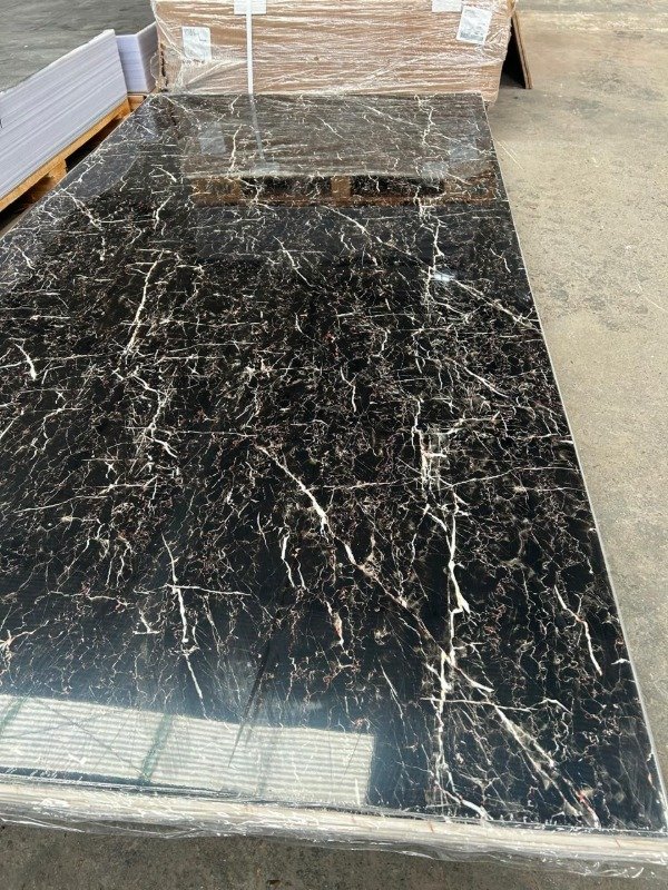 Producto - Placa de PVC Simil Mármol Color Marquina