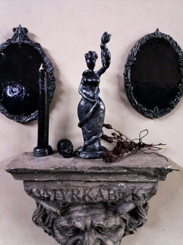 Producto - Hekate Estatuilla - 0