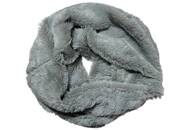 Producto - Cuellito de piel gris