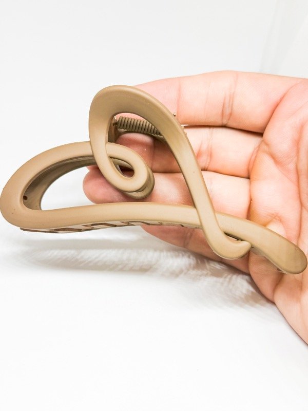 Producto - Broche corazon marrón claro