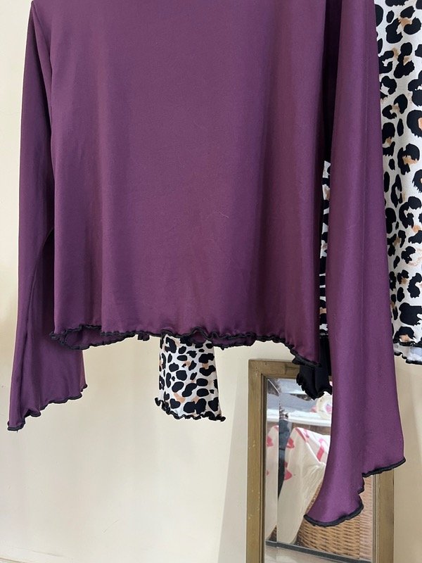 Producto - Polera MESH uva - 3