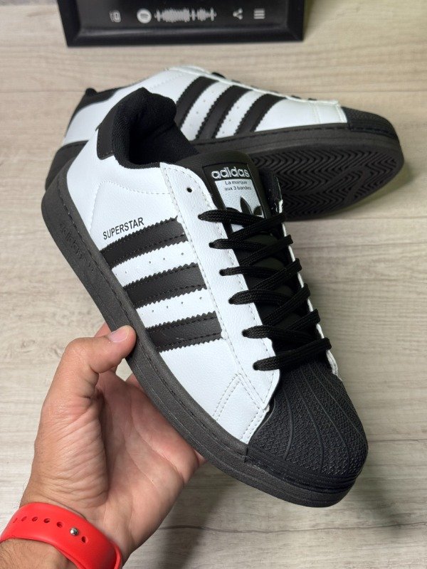 Producto - Adidas Superstars Panda - 2