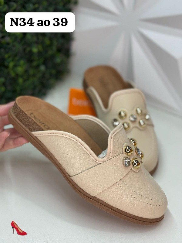 Producto - Mules beira rio con tachas crema