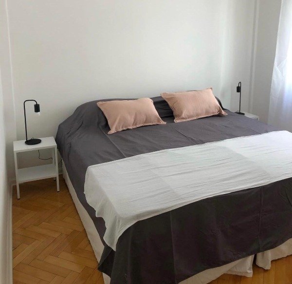 Producto - Mesa de luz Nantes