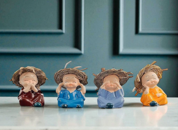 Producto - Set Monjes sonriendo x4 con sombrero 6cm