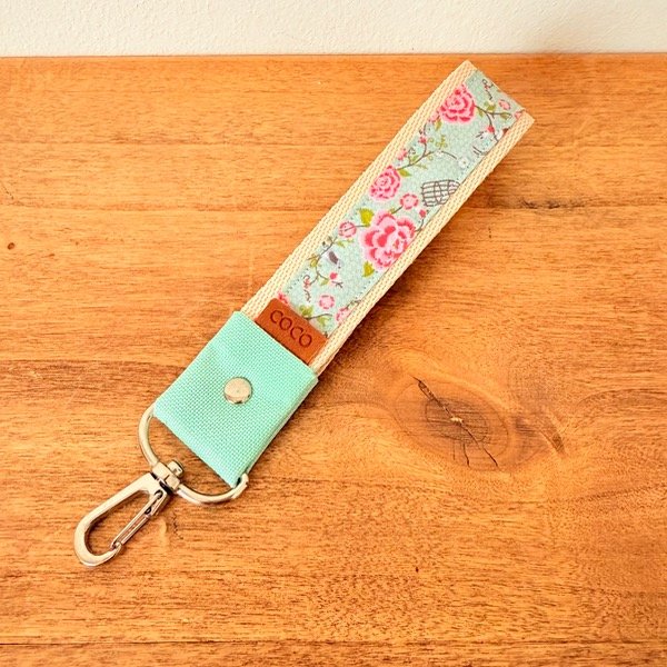 Producto - LLAVERO Diseño Flores Pastel