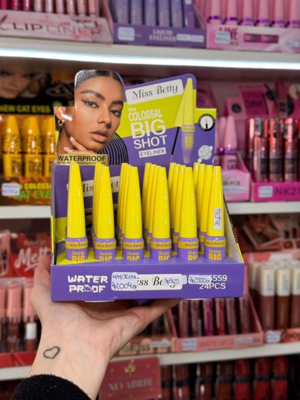 Producto - Delineador Líquido Big Shot