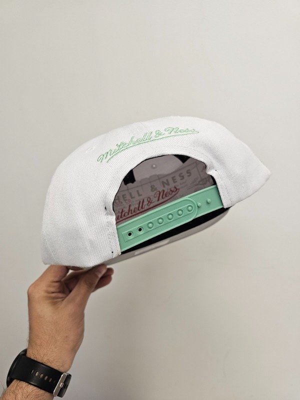 Chicago Bulls Platinum Mint 2023 Mitchell And Ness Snapback — imagen 4