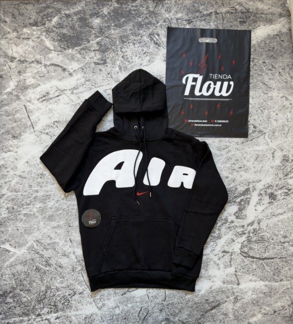 Producto - Buzo Nike Air Tempo Negro