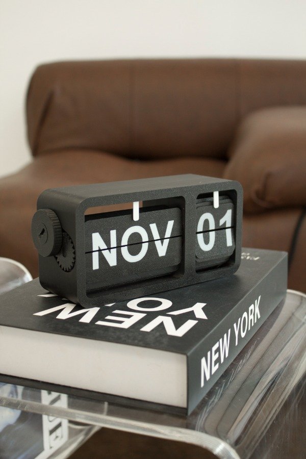 Producto - Calendario Giratorio Negro - 0
