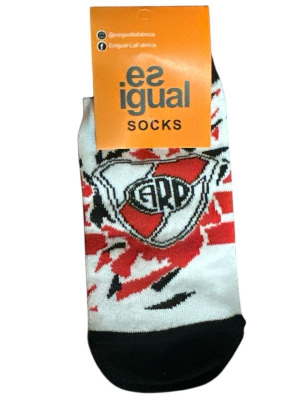 Producto - MEDIAS SOQUETE CON ANTIDESLIZANTE RIVER 23 AL 33