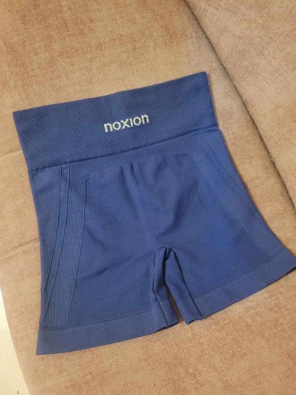 Producto - Calza corta Portia Azul Noche - Seamless - 5