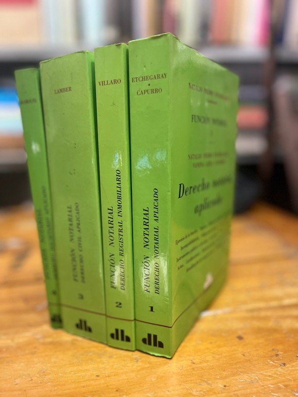 Producto - Obra 4 tomos función notarial. Etchegaray