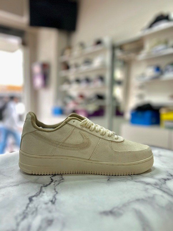 Producto - Nike Air Force Stussy Cream