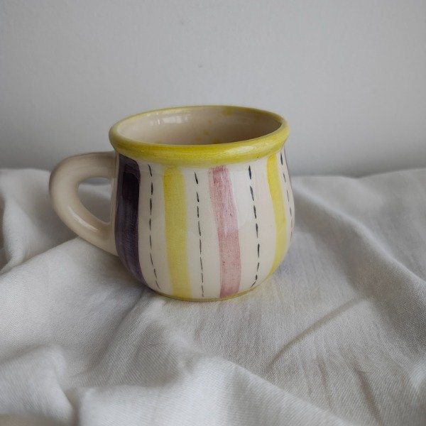 Producto - Taza Cachita - Franjas Amarillas