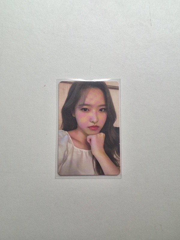 Producto - Hyeju Loona 2021 Summer Package