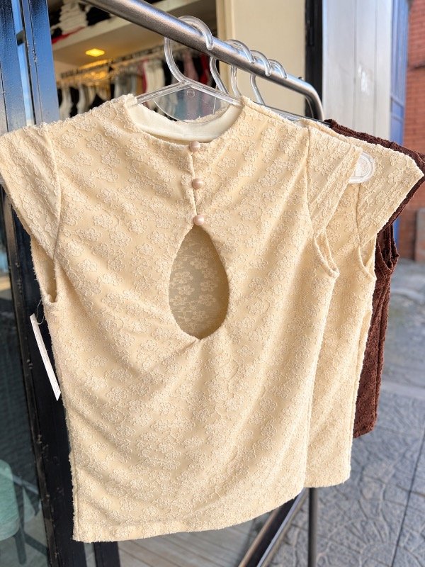Producto - Blusa encaje /cuello /botones - 1
