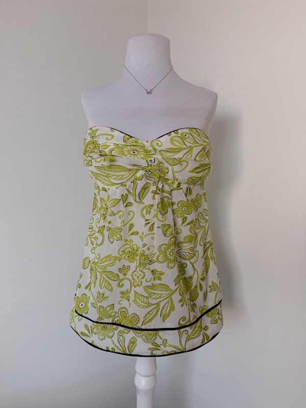 Producto - Top Strapless Charlotte Russe T. M