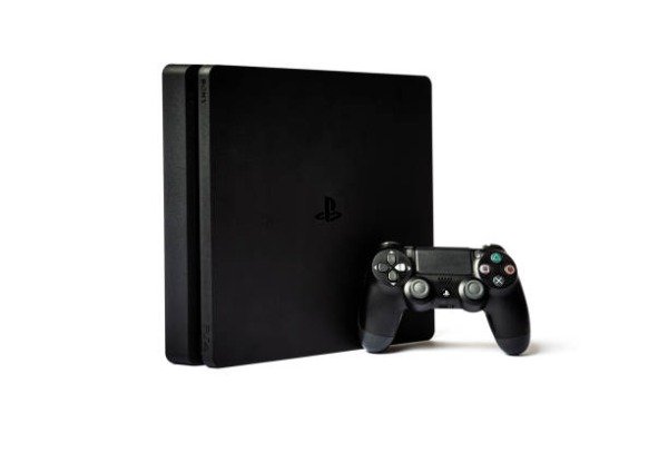 Producto - Playstation 4 Slim