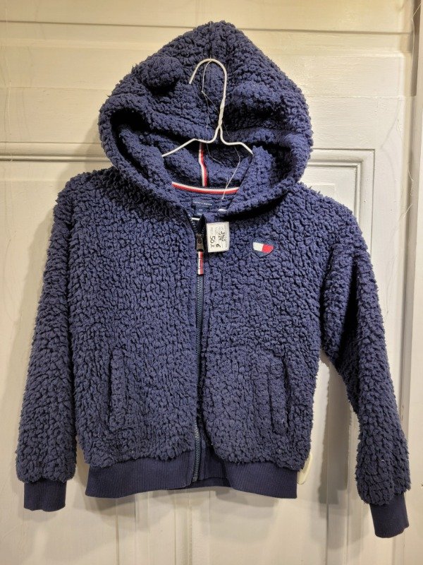 Producto - Campera TOMMY HILFIGER Talle 6 años- PRECIO: 50X