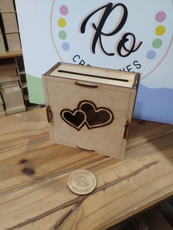 Producto - ALCANCIA CORAZON 20X20CM