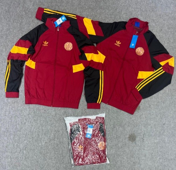 Producto - CAMPERA ROMPEVIENTO AS ROMA IMPORTADA