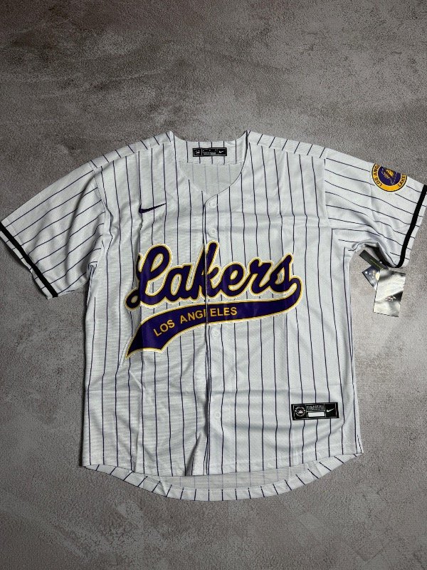 Producto - Camisa MLB Lakers Blanca Rayada
