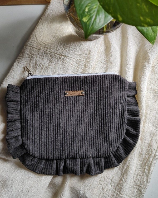 Producto - Sobre volado - gris