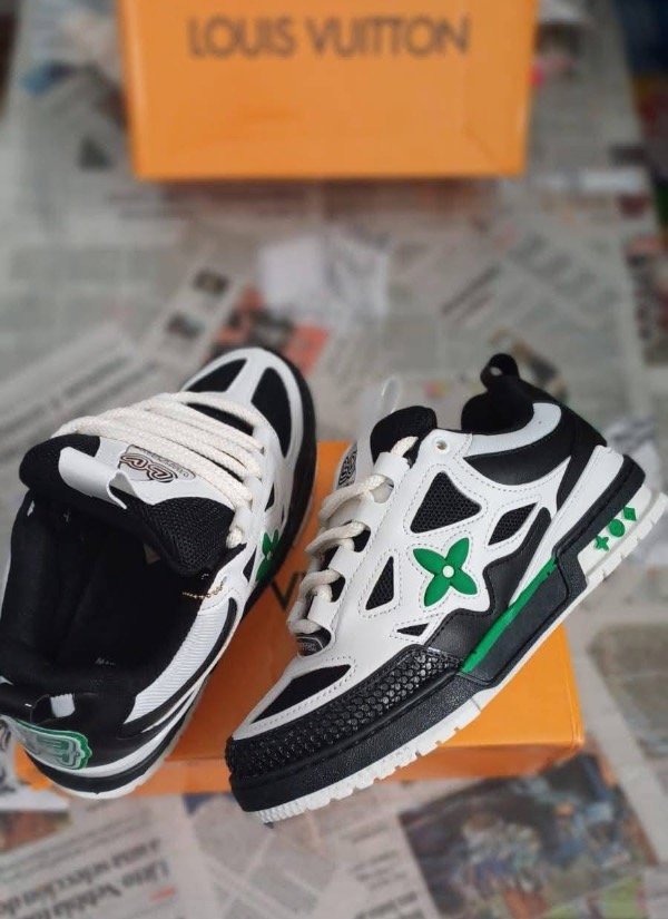 Producto - LV Skate - Negra/Blanca/Verde