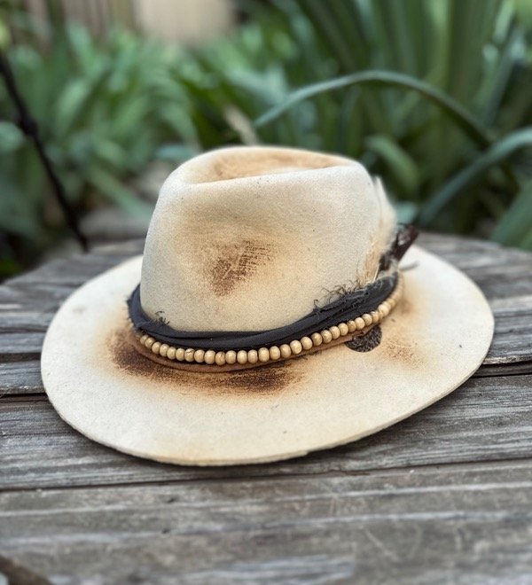 Producto - Sombrero de fieltro crema