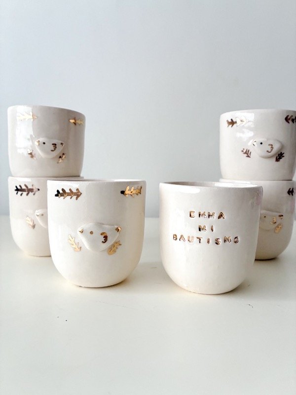 Producto - Set de 4 vasos pajarito relieve con oro - 0