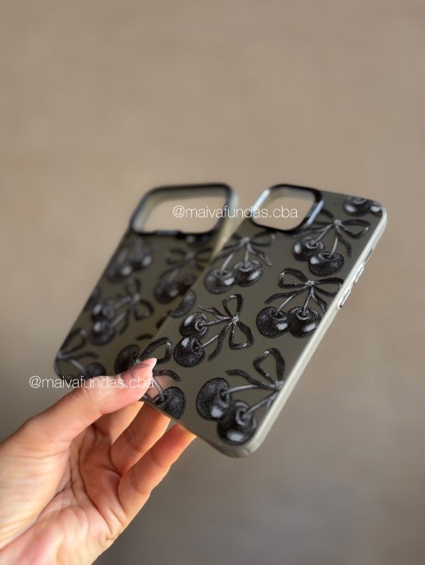 Producto - Case cherry black iPhone - 2