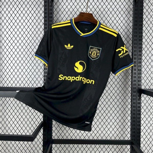Producto - Manchester United 3ra 25/26 version hincha