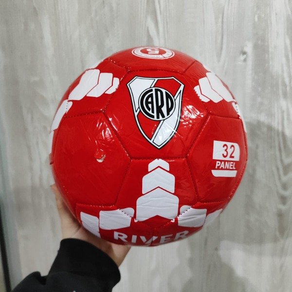 Producto - PELOTA DE FUTBOL RIVER CON FALLA