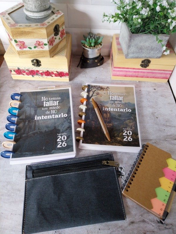 Producto - Combo Agenda 2026. Masculino