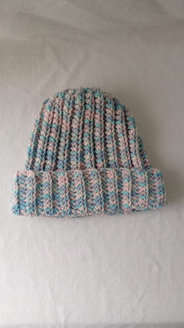 Producto - GORRO PARA INVIERNO A CROCHET MATIZADO PASTEL