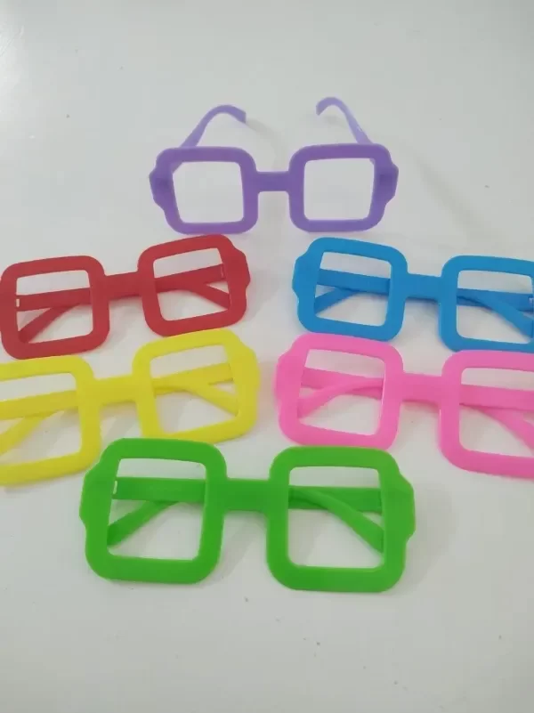 Producto - ANTEOJO PLASTICO CUADRADO COLORES SURTIDOS