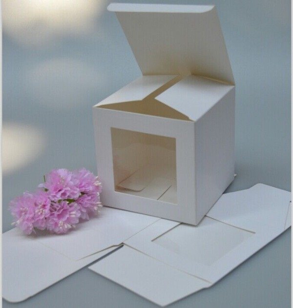 Producto - Caja cubo con visor x 50 unidades