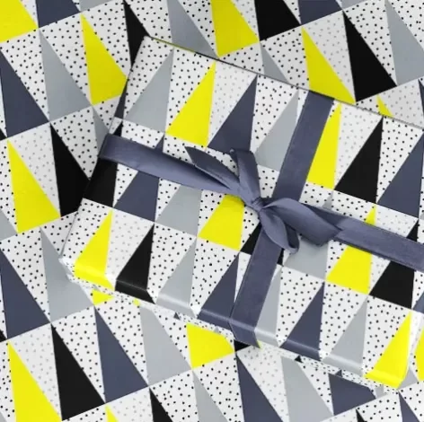 Producto - Papel de Regalo 70x100cm Triangulo