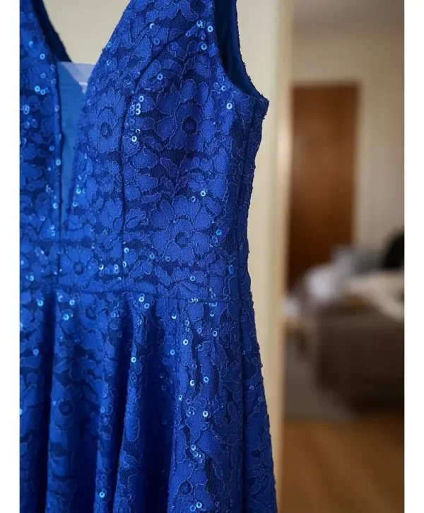Producto - Vestido corto por la rodilla de Guipur falda amplia - 5