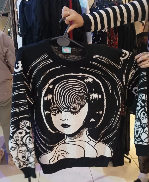 Producto - Pulover Uzumaki
